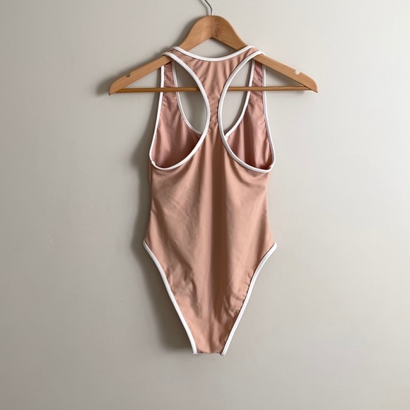 NWOT Razorback Swimsuit - Picture 13 of 14